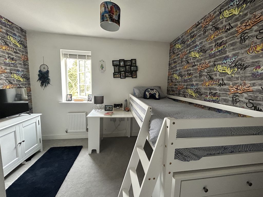 Headley Meadow Shortstown